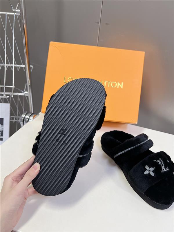 2025112818454154 250